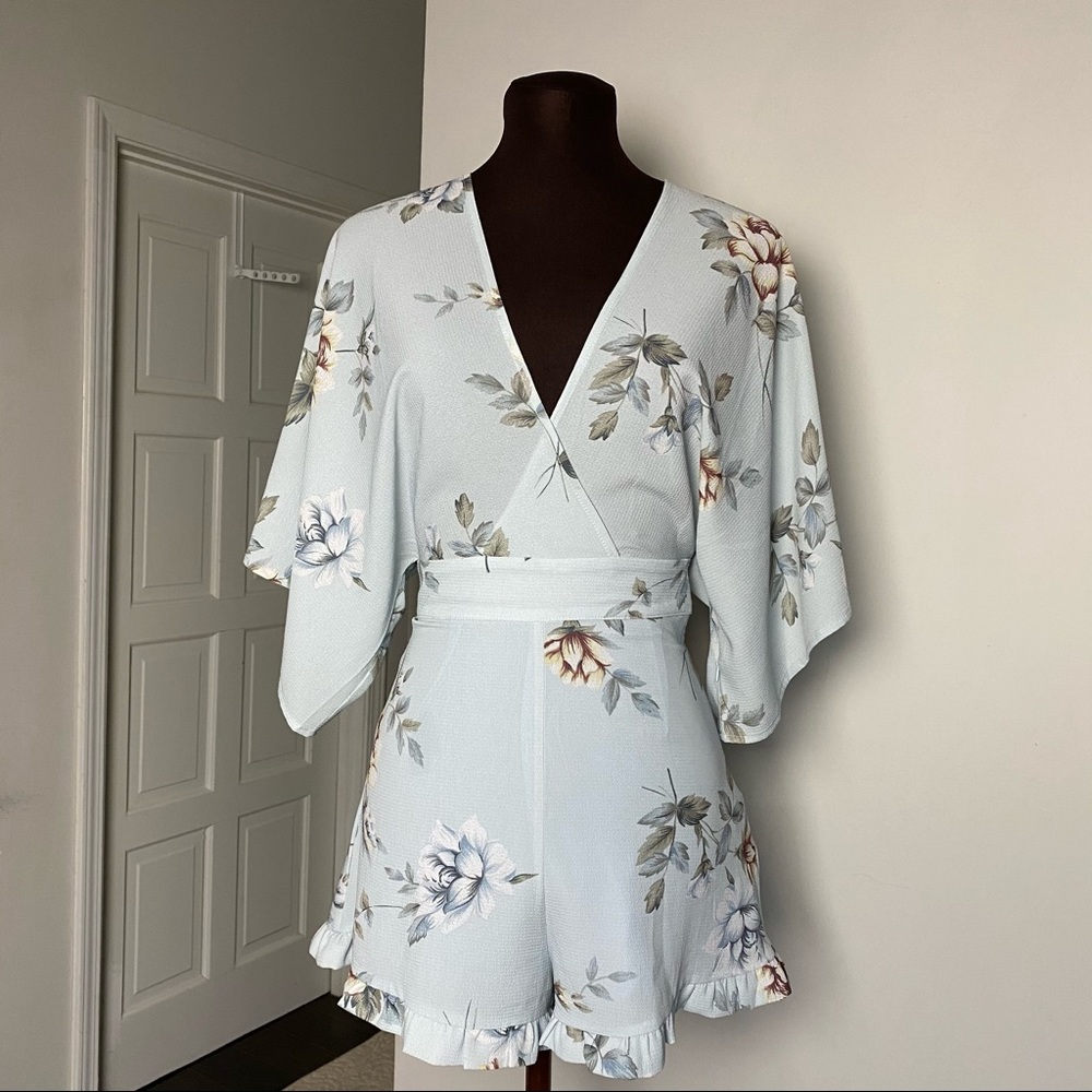 Selfie Leslie Floral V Neck Romper